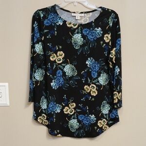 Floral Long Sleeve Top in Black and Blue